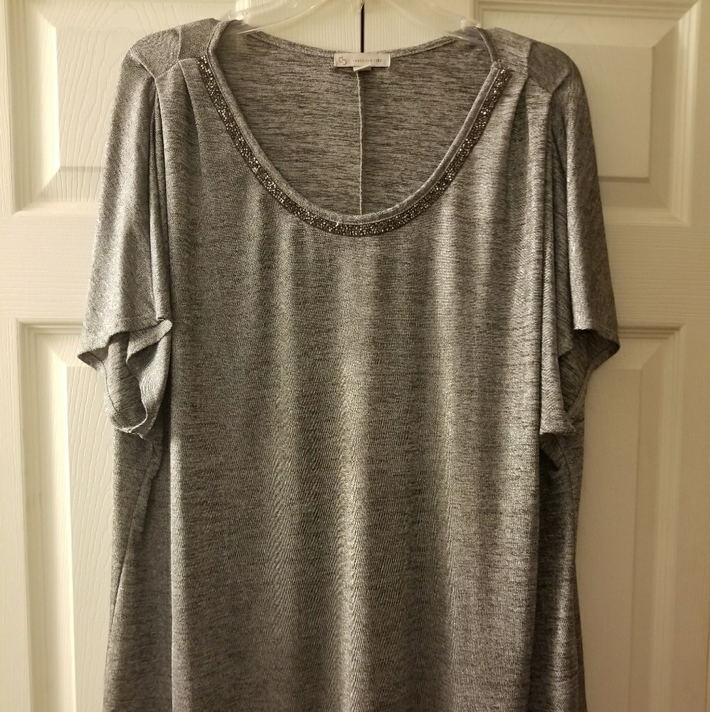 Women's 2x top